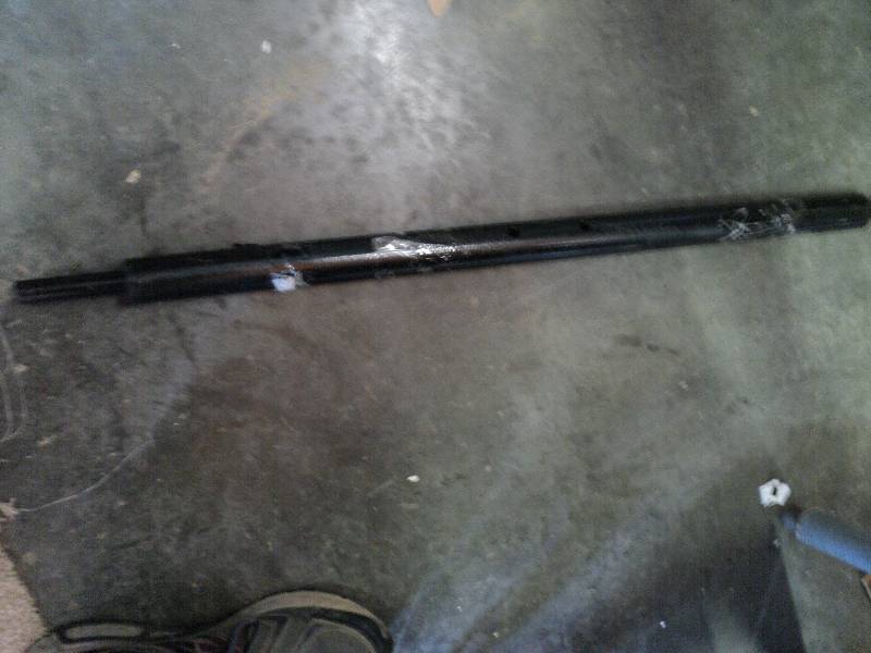 lot 1069 image: Steel dolly cart axle
