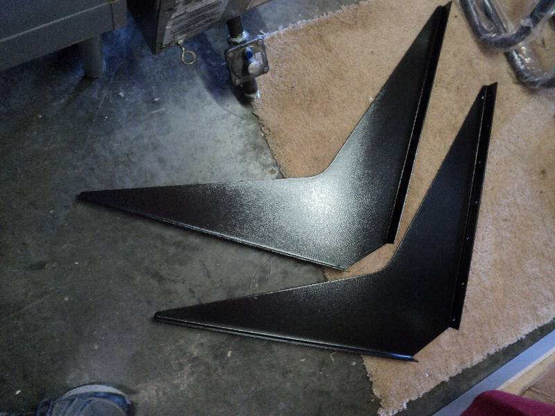 lot 1080 image: (1) pair shelf stabilizing brackets