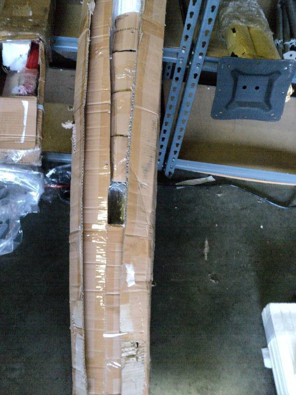 lot 1118 image: 4 ft4 ft gum and candy cross bar an hook set