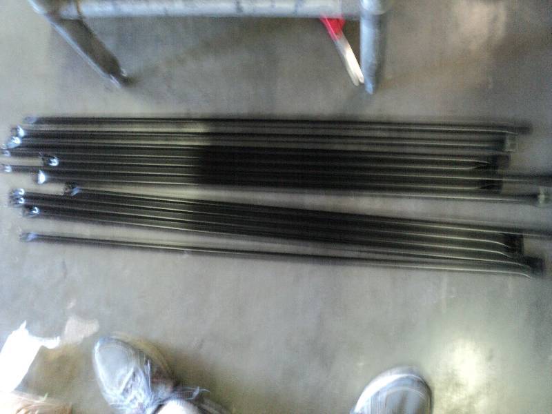lot 1123 image: (12) CT lot metal shelf braces