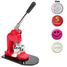 lot 1002 image: Button Maker kit