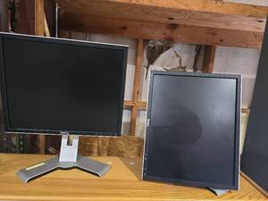 lot 6976 image: (2) Dell LCD Computer Monitor with Adjustable Stand