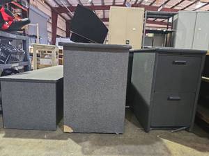 lot 6986 image: 4 Piece Office Set - 2-Drawer and Storage Units