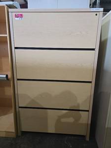 lot 47148 image: 4-Drawer Lateral File Cabinet