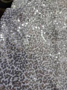 lot 47476 image: (19) Silver Sequined Square Decorative Table Cloth and (3) Solid Silver&nbsp- Event Decor