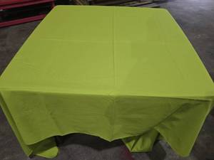 lot 47507 image: (28) Lime Green Polyester Tablecloths&nbspTablecloths - Event Decor