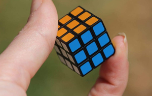 lot 51857 image: Worlds Smallest Rubiks Cube