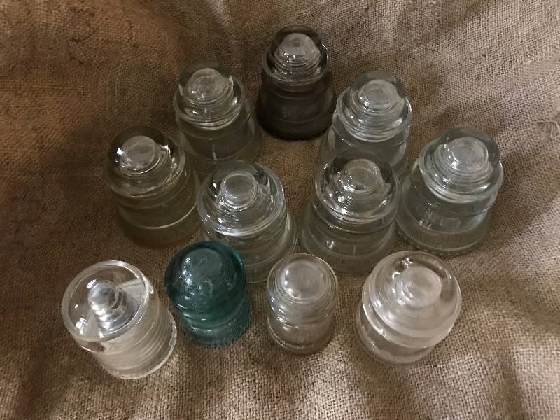 lot 6 image: Set of 11 antique glass transformers
