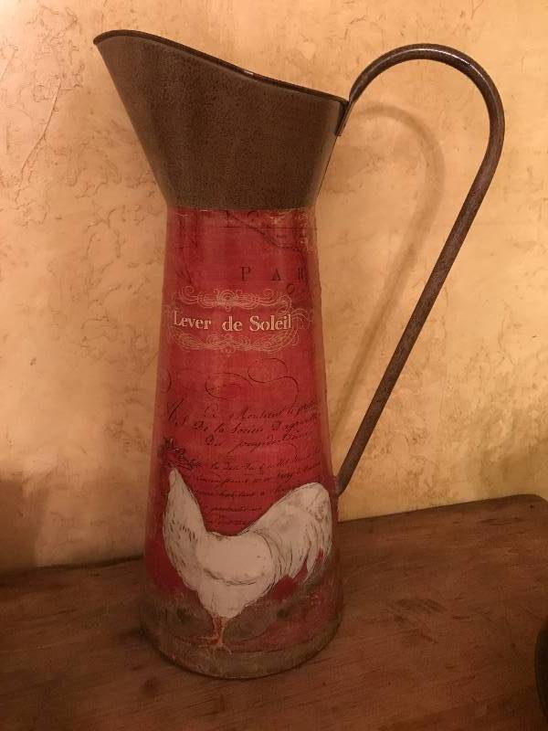 lot 1024 image: Red Rooster Tin Water Pitcher 16 Height