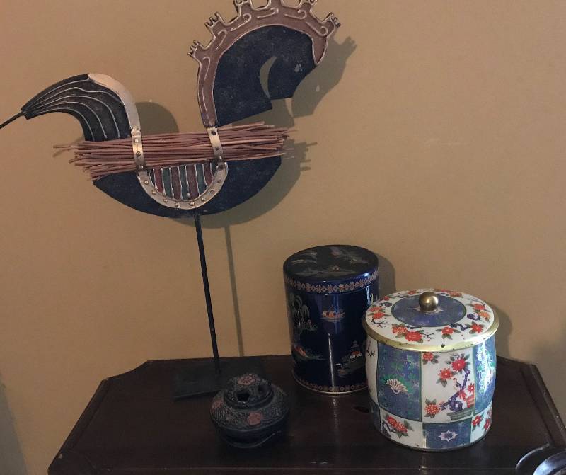 lot 1044 image: Asian style tea tins (Made In England) along with Horse on Stand dcor