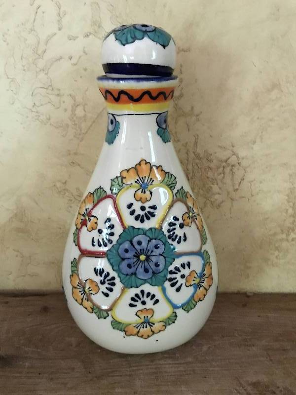 lot 1048 image: Hand Painted Decanter
