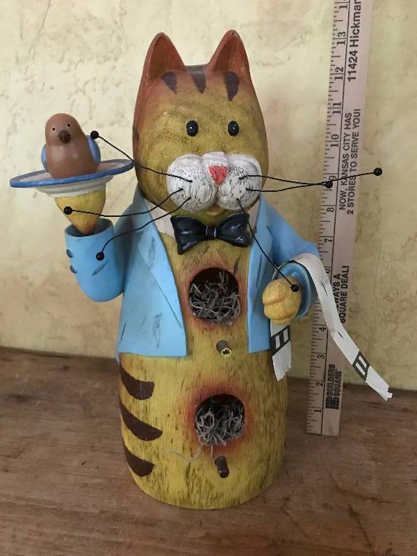 lot 1070 image: Cat Birdhouse