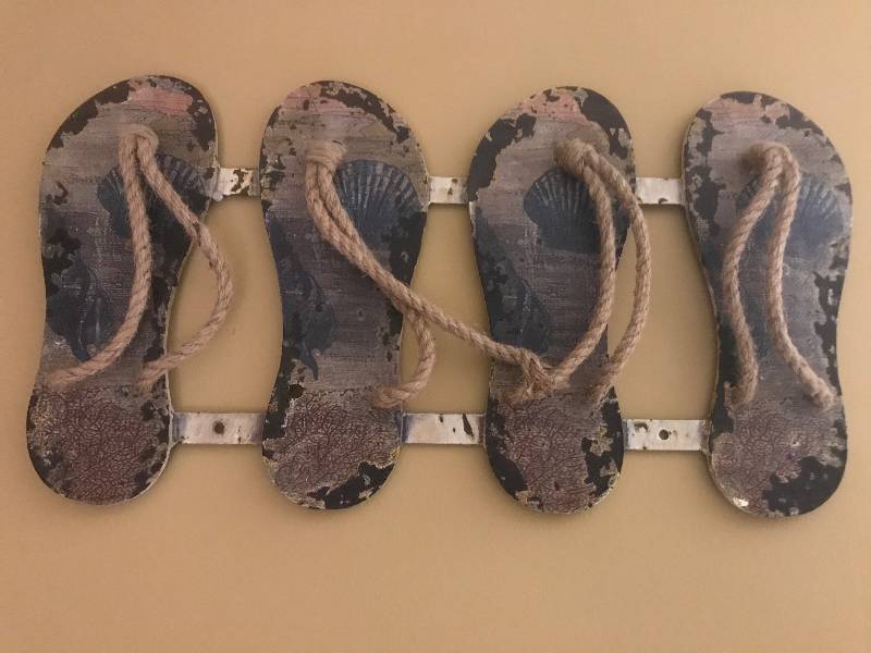 lot 1095 image: Metal Flip Flops-decorative Wall Hanger