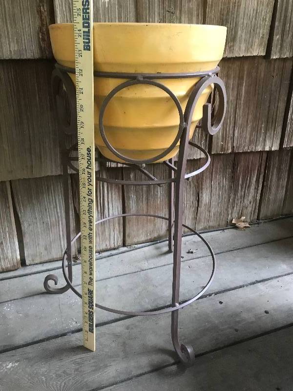 lot 11 image: Metal Plant Stand and Planter