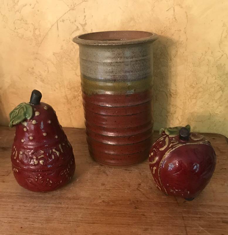 lot 55 image: Stoneware Vase along with red pear and apple