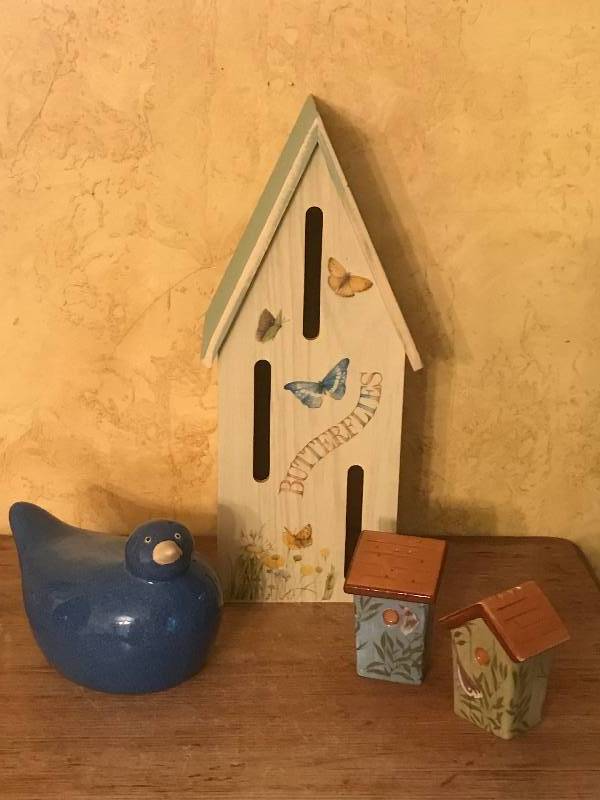 lot 93 image: Birdhouse and salt and pepper shakers.  Not to mention the adorable ceramic blue bird figurine