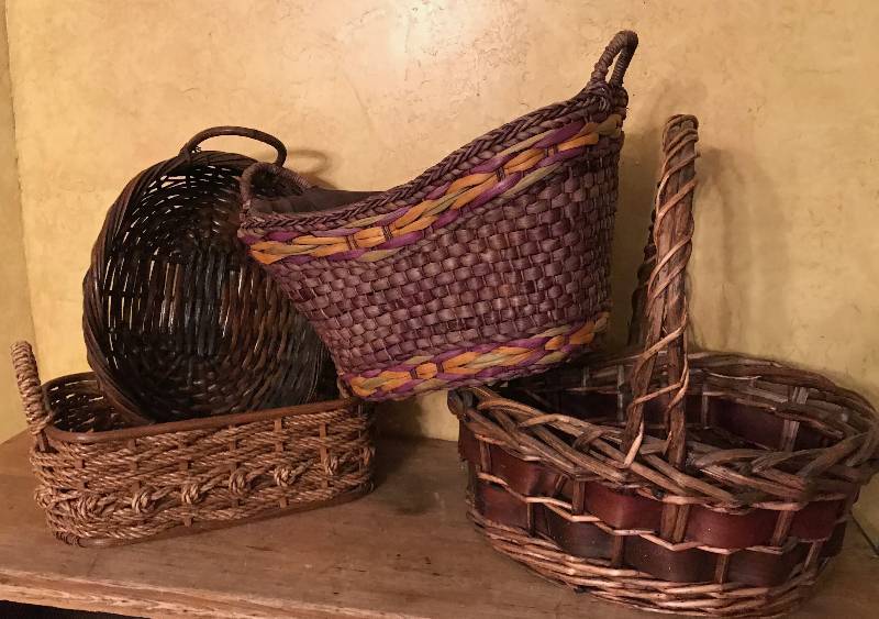 lot 116 image: Set of Baskets