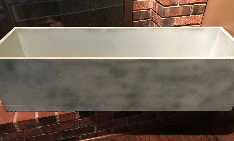 lot 124 image: Wood Box for dcor or storage (scrap wood in photos not included)