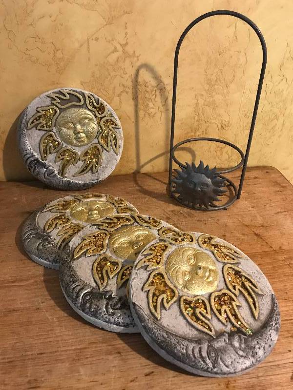 lot 200 image: Set of Sun tiles and small basket