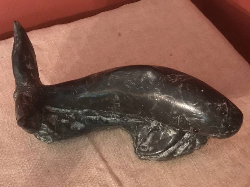 lot 1106 image: Green Onyx whale