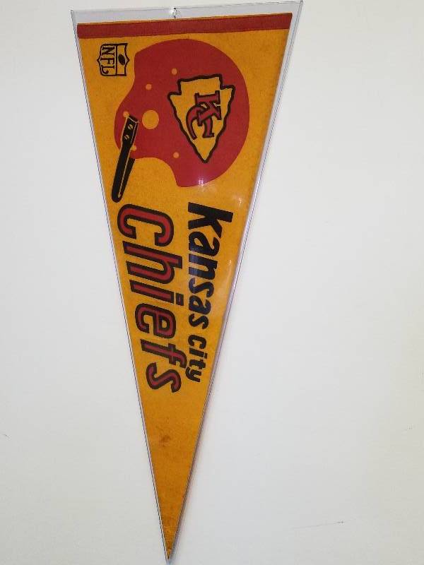 lot 1157 image: 1967 Kansas City Chiefs NFL Full Size Felt Pennant w Display Case