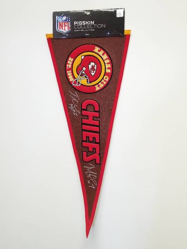 lot 1158 image: Jamaal Charles Autographed Kansas City Chiefs NFL Full Size Pigskin Football Pennant