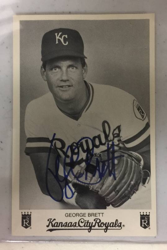 lot 1308 image: Signed George Brett Police Giveaway Baseball Card 4x6