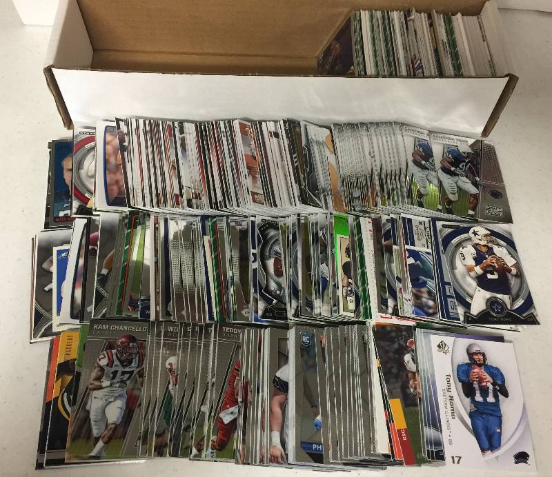 lot 1320 image: Packed Full 800 Count Box Full of Inserts, Rookies, Stars, and more Full of Football Cards - Only Newer Cards
