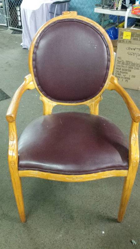 lot 8440 image: Burgundy Accent Chair