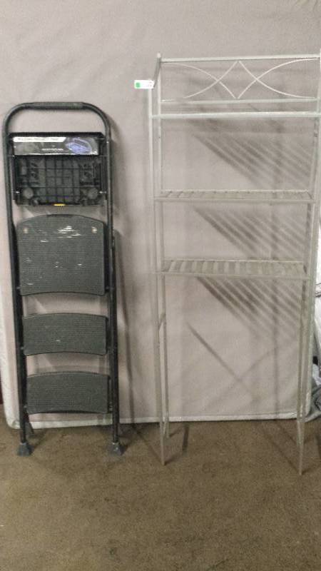 lot 8446 image: Utility Rack and Ladder Lot