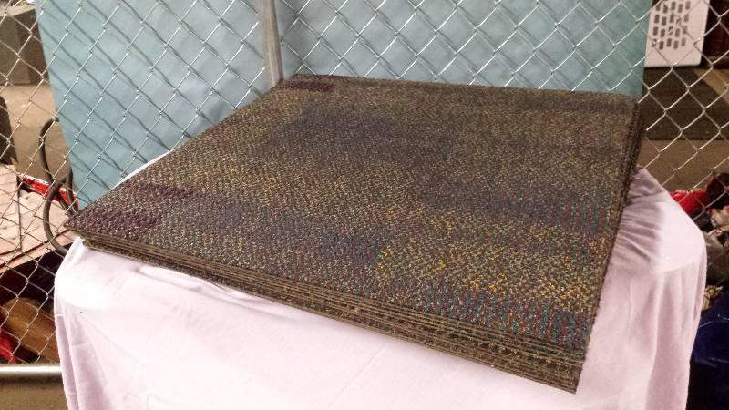 lot 8456 image: 2x2 Carpet Squares 10$10