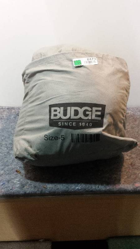lot 8473 image: Size 5 Bundge