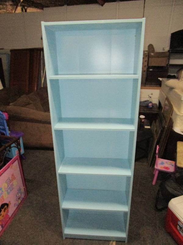 lot 8311 image: Blue Shelf