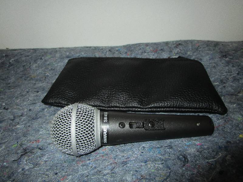 lot 8343 image: Shure Wireless Microphone