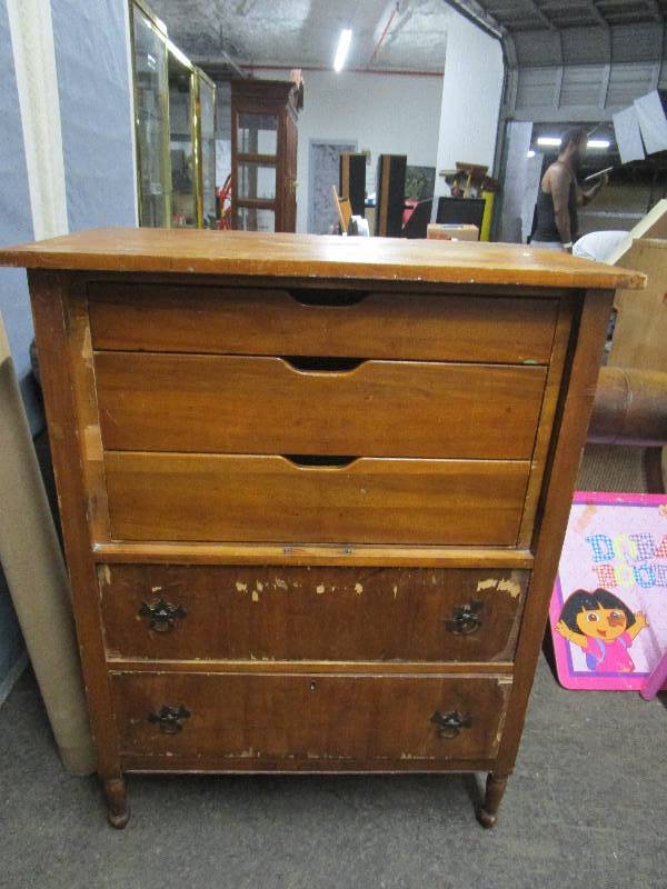 lot 8351 image: DIY Chest of Drawers