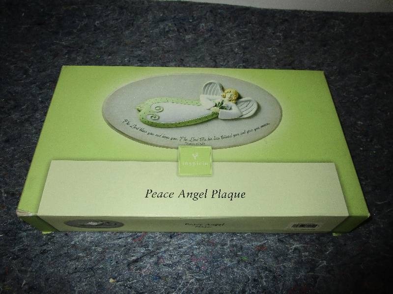 lot 8402 image: Peace Angel Plaque