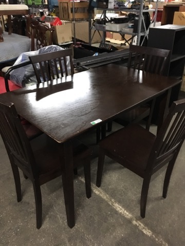 lot 8100 image: Matching Dining Table and Chairs