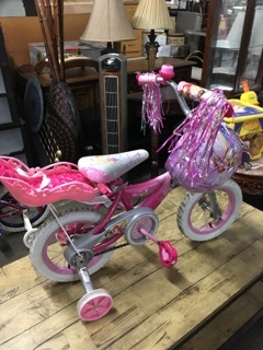 lot 8096 image: Pink Girls Bike