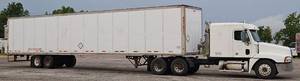 lot 22 image: 2008 Wabash 53ft Dry Box Utility Trailer - Meritor Air Ride Equipped w Tire Auto Inflation System - Sliding Tandems - Super Singles - FRP Comp. Roof (For Natural Light) & Interior Walls w E-Track Rail System - Aluminum Floor w Wood - Good Clear Title