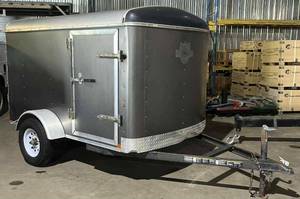 lot 44 image: 5x8 Cargo Trailer