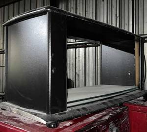 lot 366 image: 46in x 20in Black with Glass shelves Entertainment Center