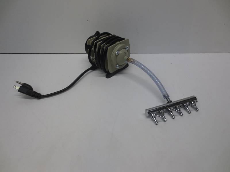 lot 3000 image: Active aqua pump