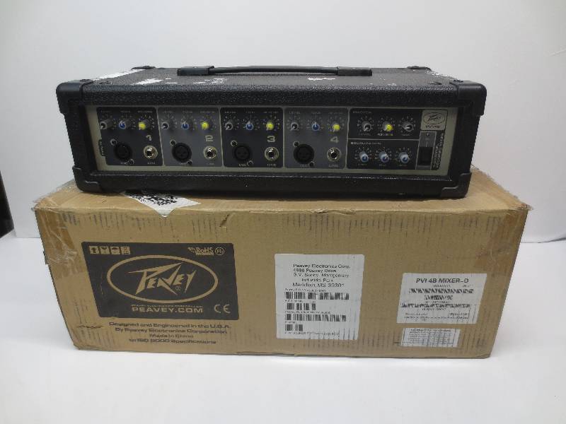 lot 3013 image: Peavey pvi4b 4 channel mixer (for parts or repair only)