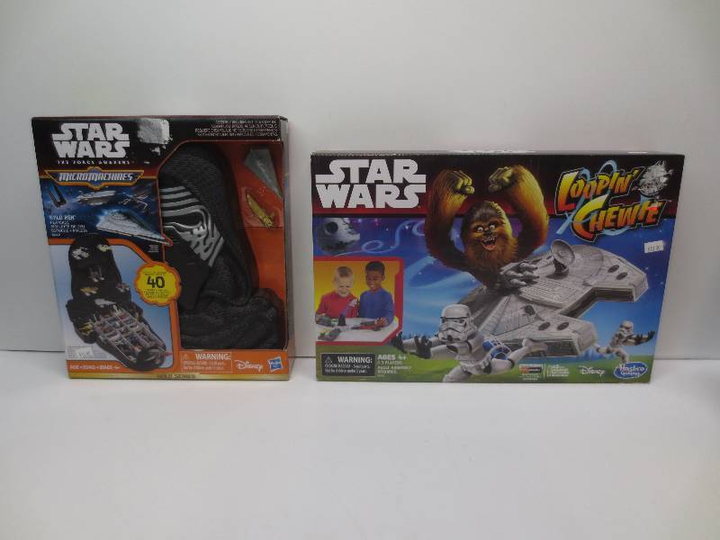lot 1248 image: Lot of 2 star wars toy sets, micromachines gold series and loopin chewie