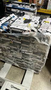 lot 15 image: National Geographic Sky View 70 Telescope - Bulk Lot