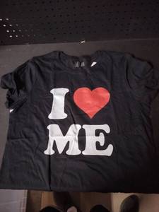 lot 12405 image: I Love ME Black T-Shirt size M