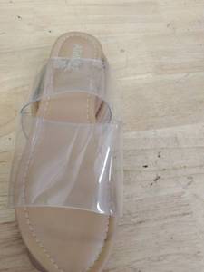 lot 15234 image: ATHMILE Womens Clear Strap Slide Sandals (Size 8)