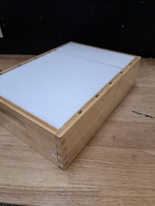 lot 1352 image: Great Plastic Container Lid Organizer