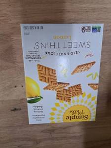 lot 1385 image: Simple Mills, Seed And Nut Flour Lemon Sweet Thins, 4.25 Oz (Case Of 6)