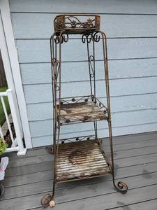 lot 901 image: Wrought iron 3 tier planter stand 63 x 34 x 34